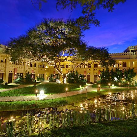 Areindmar Hotel Bagan Bagian luar foto