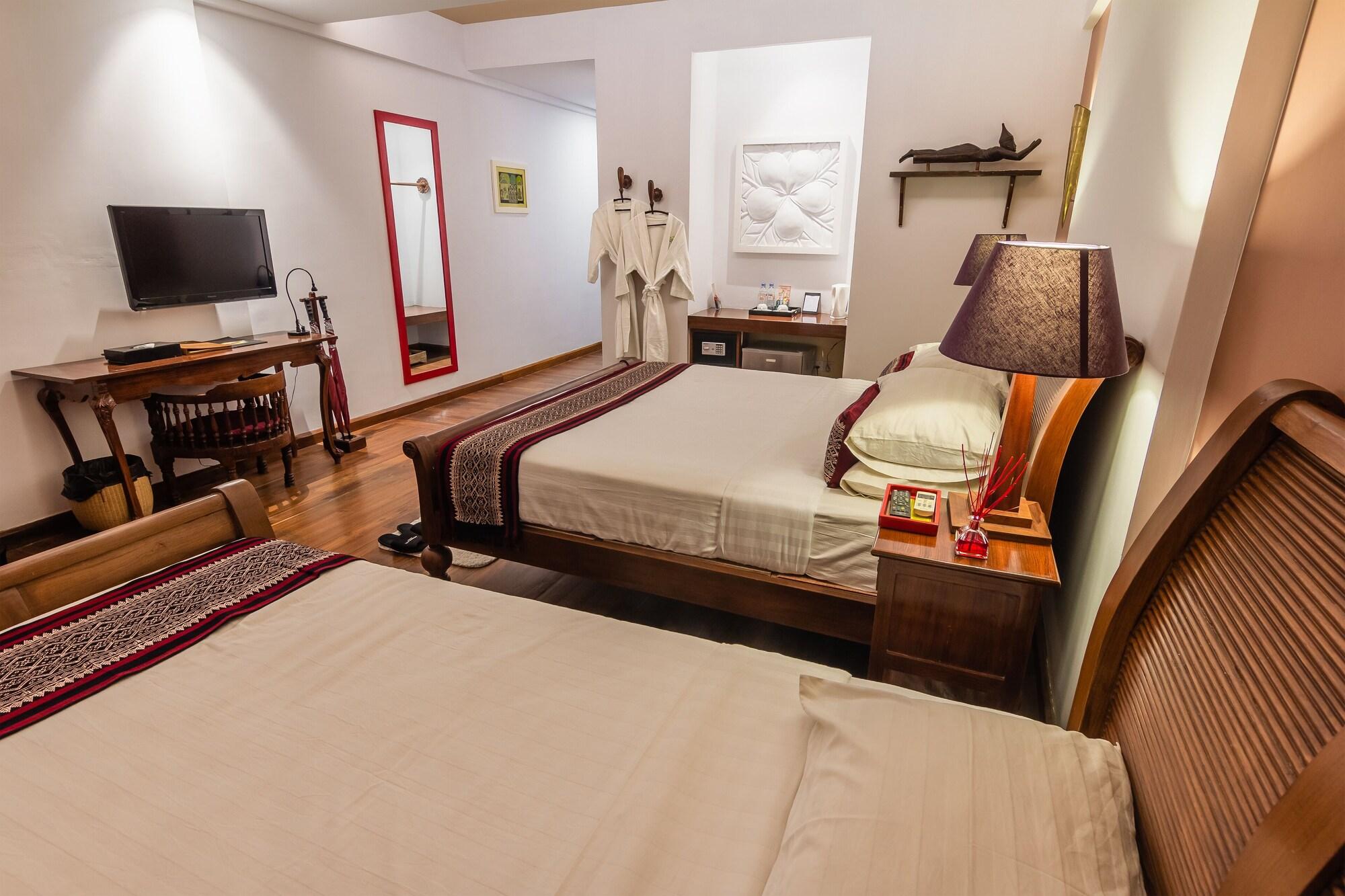 Areindmar Hotel Bagan Bagian luar foto
