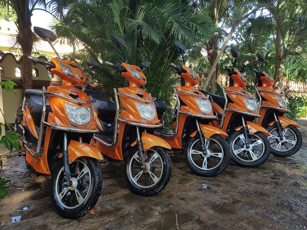 Areindmar Hotel Bagan Bagian luar foto