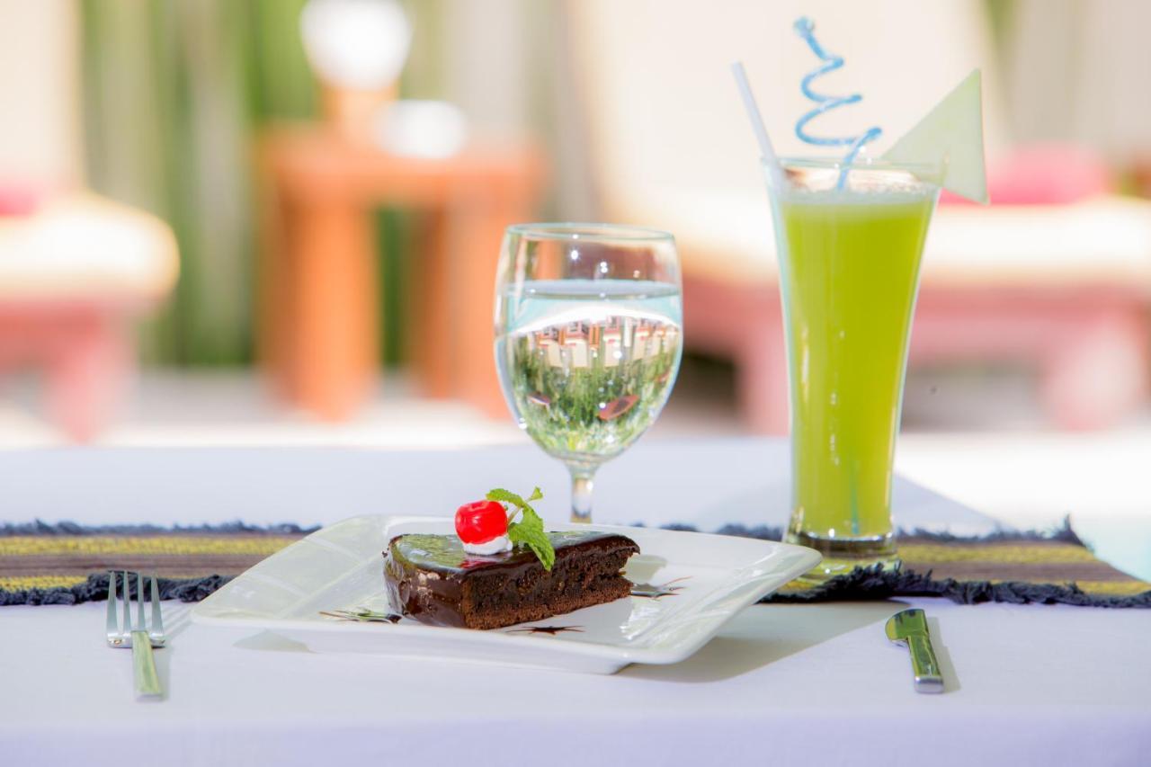 Areindmar Hotel Bagan Bagian luar foto