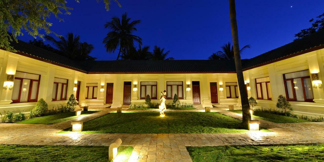 Areindmar Hotel Bagan Bagian luar foto
