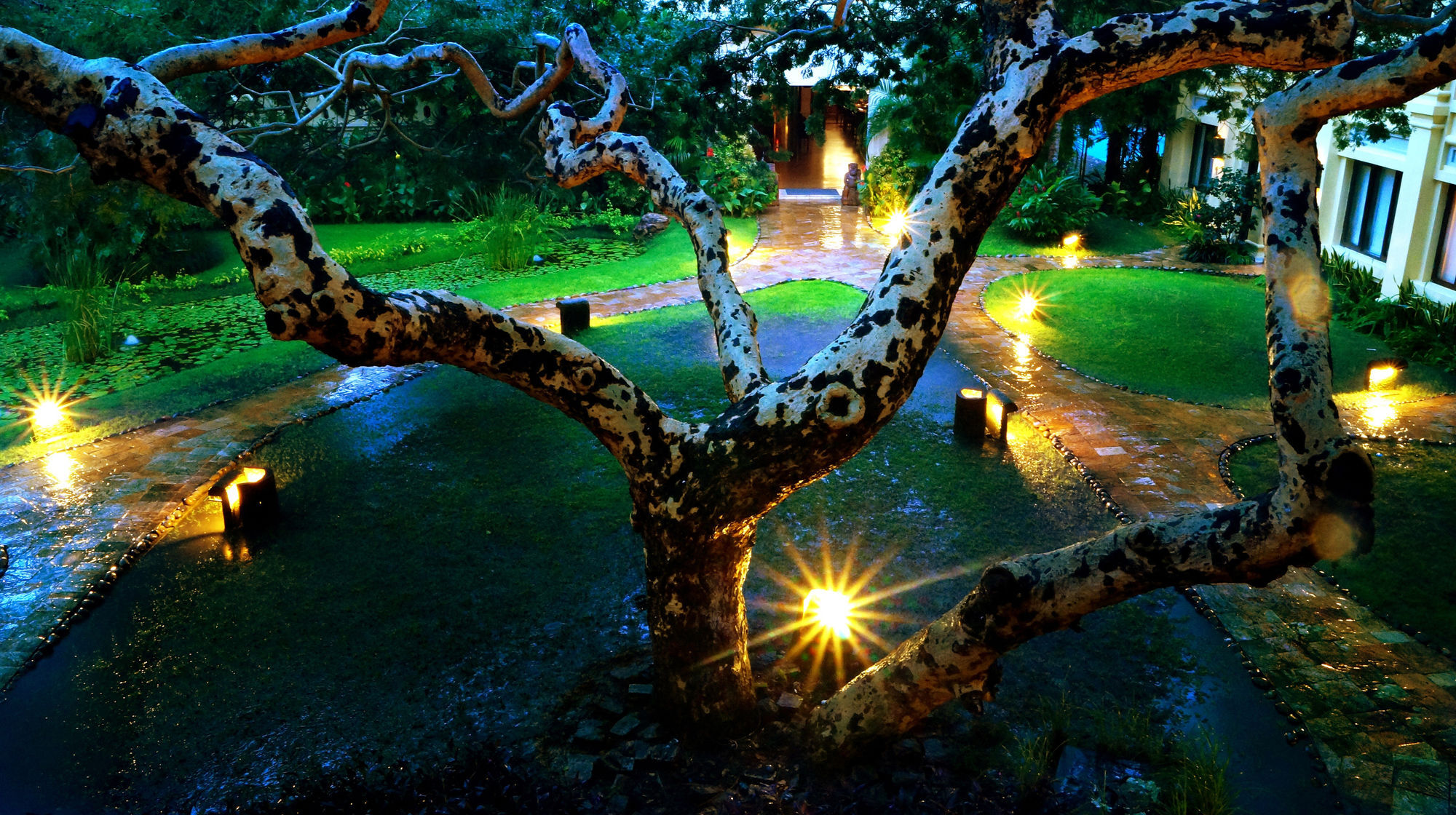 Areindmar Hotel Bagan Bagian luar foto