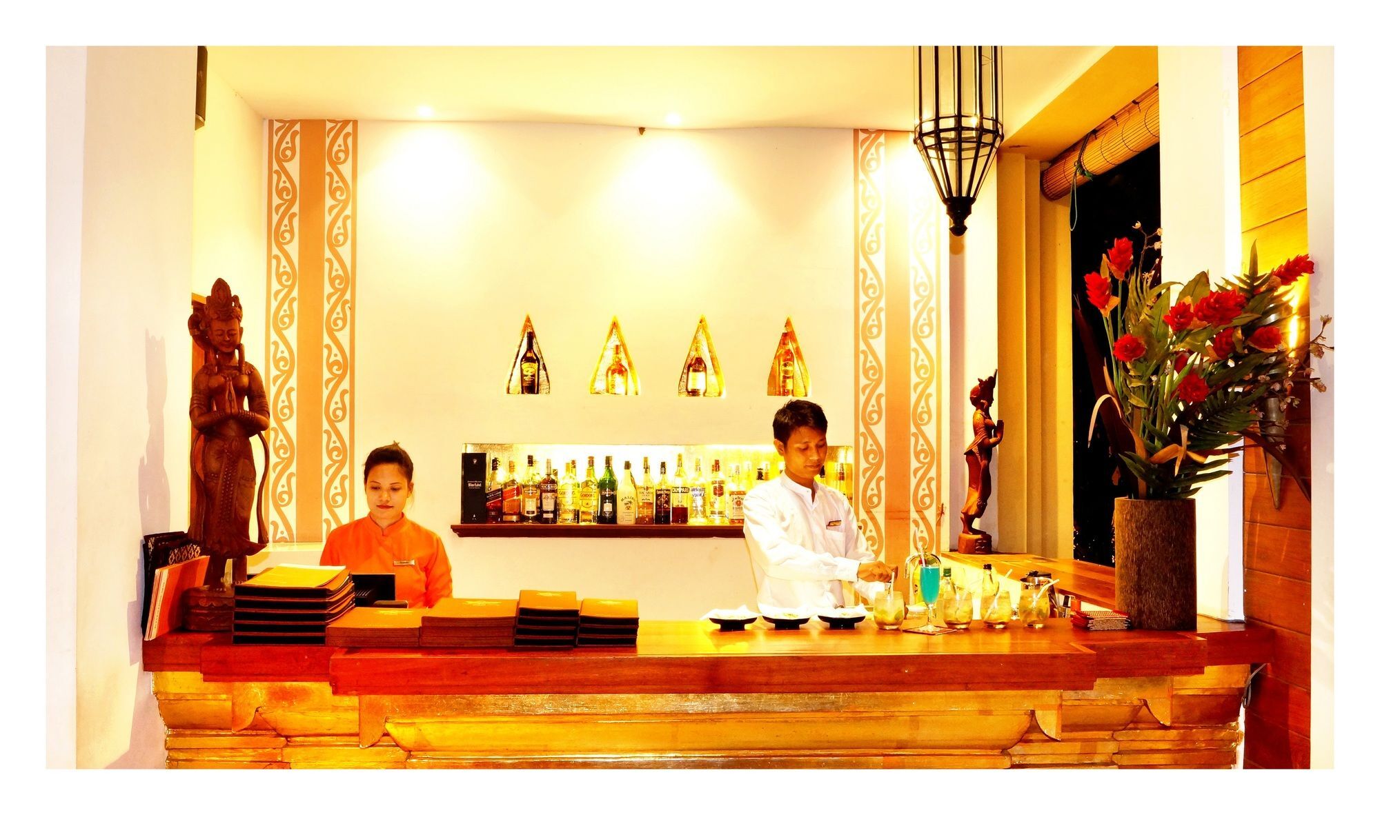 Areindmar Hotel Bagan Bagian luar foto