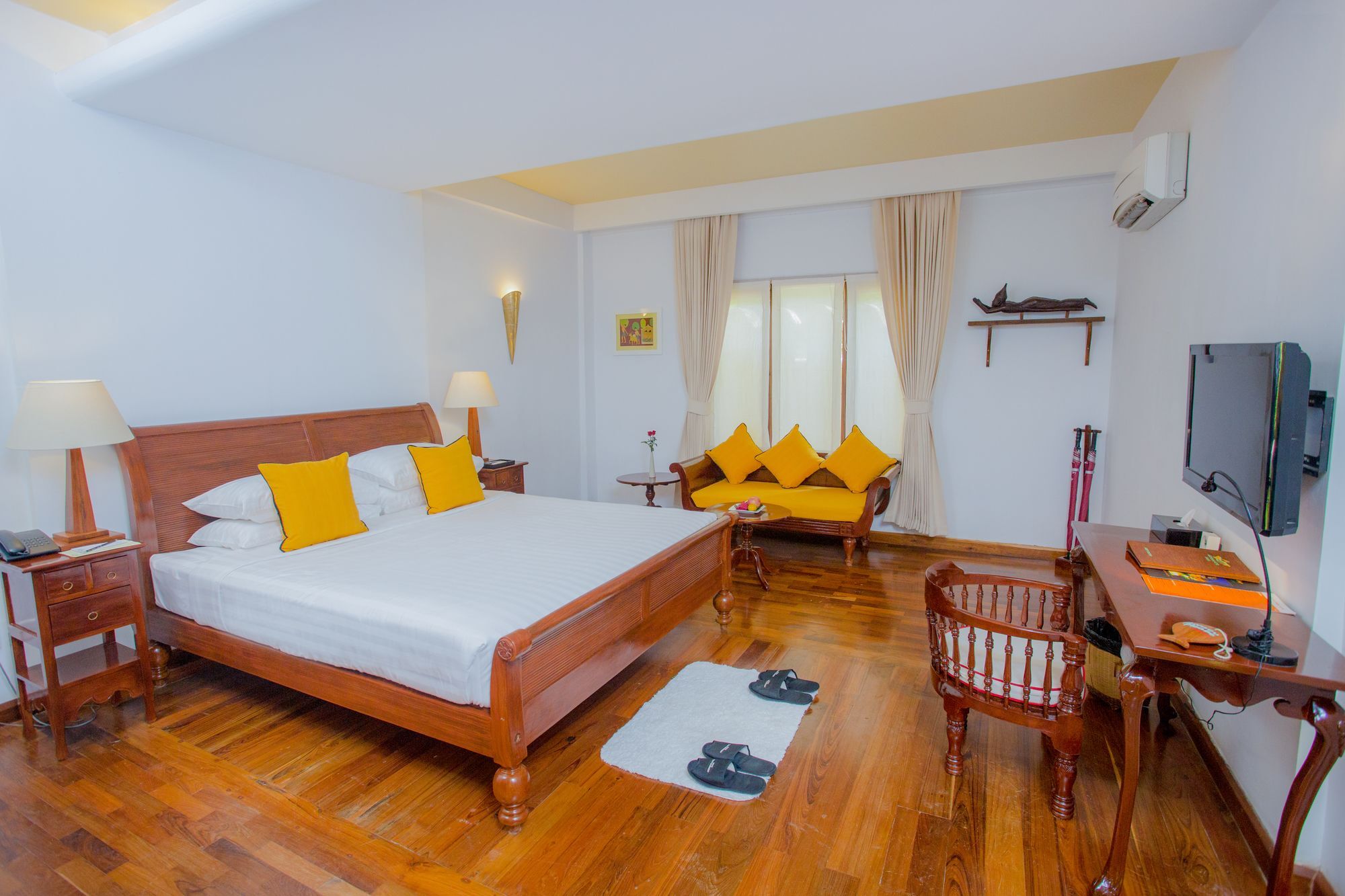 Areindmar Hotel Bagan Bagian luar foto